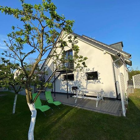 Apartament Nad Jeziorem Welle Kołczewo Exteriér fotografie